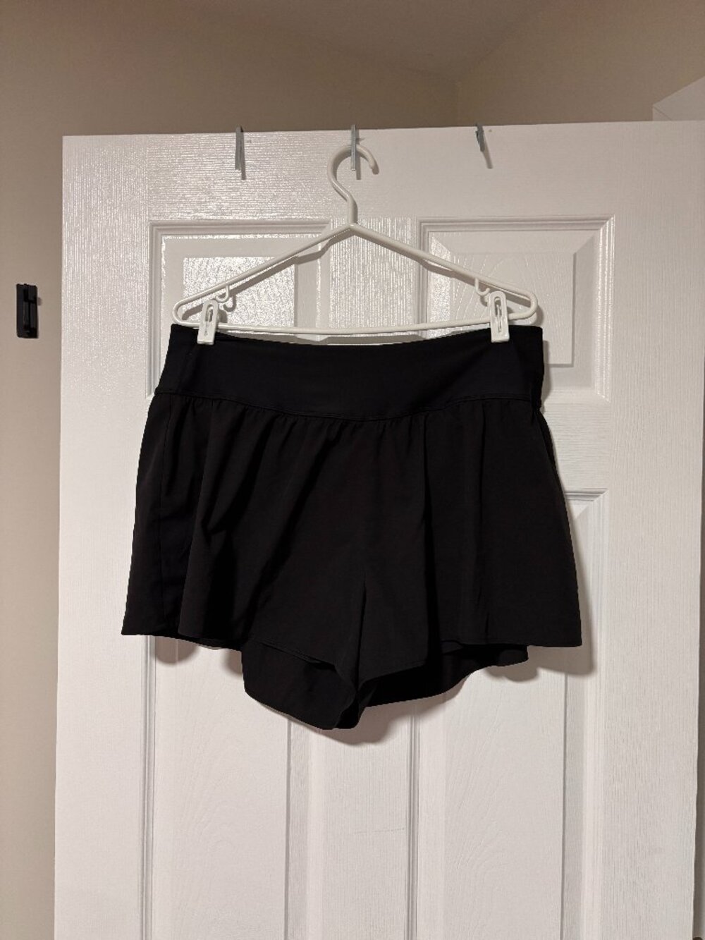 Black Flowy Athletic Shorts | Double Layer Running Gym Workout Shorts (XL)